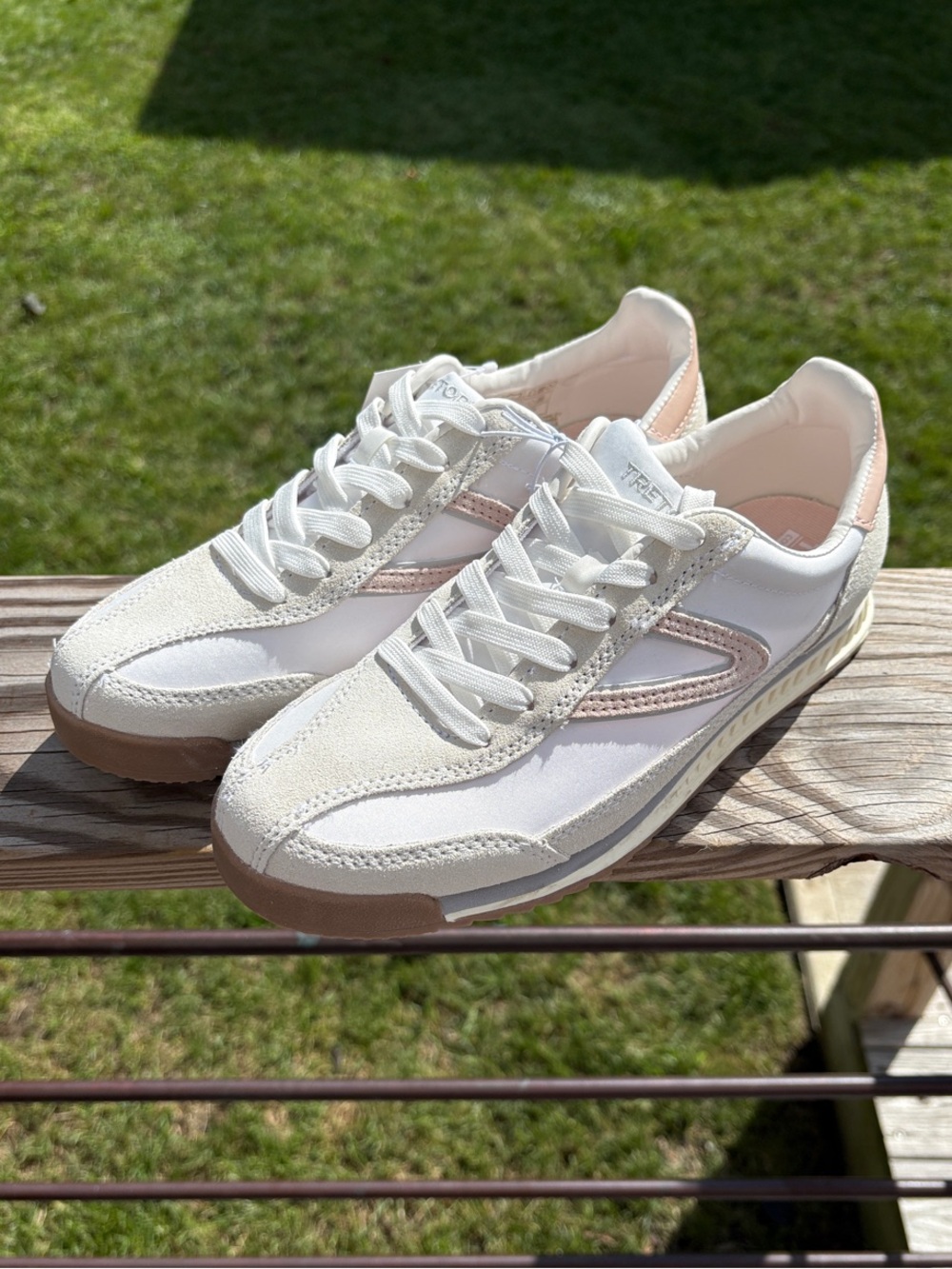 Tretorn Women's White Sneakers with Blush Accents